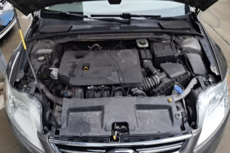 Used Ford Mondeo 2011 2.3L Fashion Edition Engine Bay