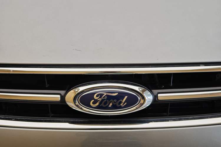 Used Ford Mondeo 2011 2.0L GTDi 200 Luxury Edition Exterior 12