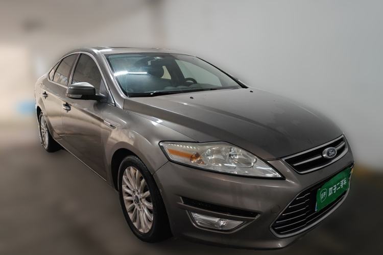 Used Ford Mondeo 2011 2.3L Luxury Model Front Right 45 Deg