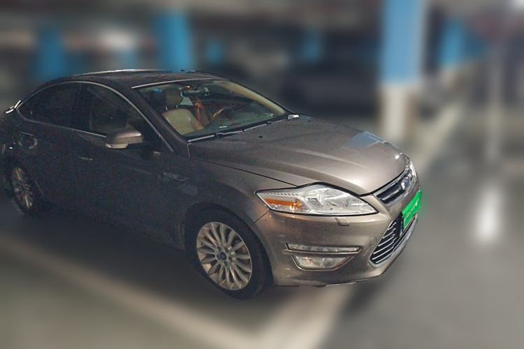Used Ford Mondeo 2011 2.3L Luxury Model Front Right 45 Deg