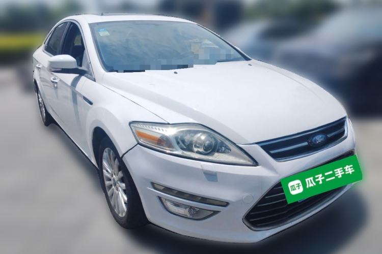 Used Ford Mondeo 2011 2.0L GTDi 200 Luxury Edition Front Right 45 Deg