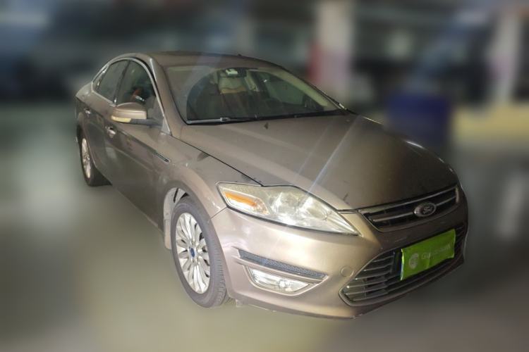 Used Ford Mondeo 2011 2.0L GTDi 200 Fashion Edition Front Right 45 Deg