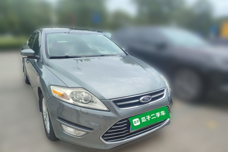 Used Ford Mondeo 2011 2.0L GTDi 200 Luxury Edition Front Right 45 Deg
