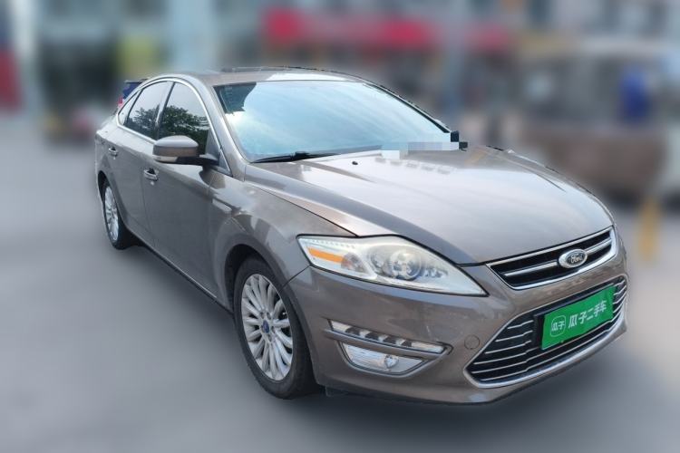 Used Ford Mondeo 2011 2.0L GTDi 200 Fashion Edition Front Right 45 Deg