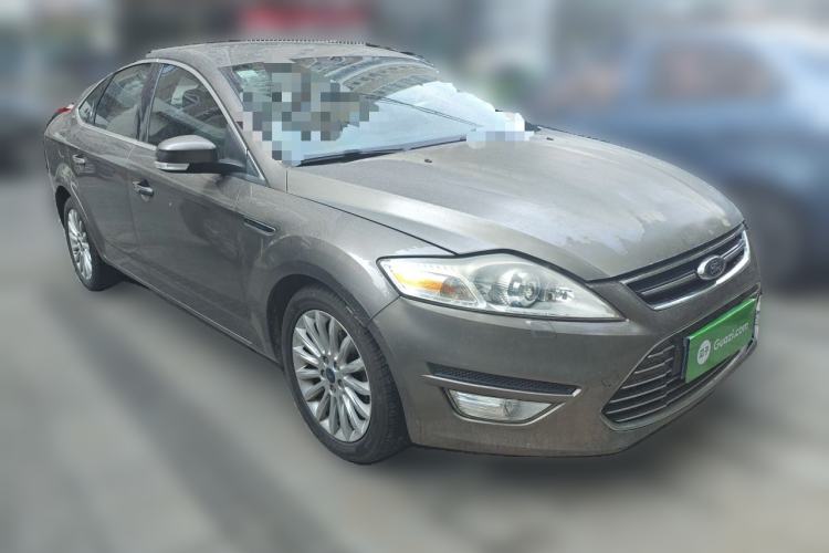 Used Ford Mondeo 2011 2.0L GTDi 200 Luxury Edition Front Right 45 Deg