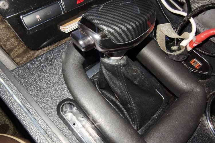 Used Ford Mondeo 2011 2.0L GTDi 200 Luxury Edition Gear Lever