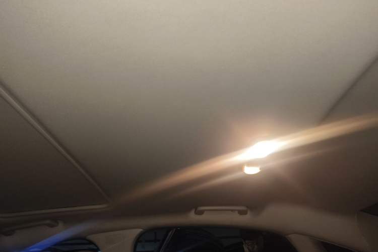 Used Ford Mondeo 2011 2.0L GTDi 200 Fashion Edition Headliner