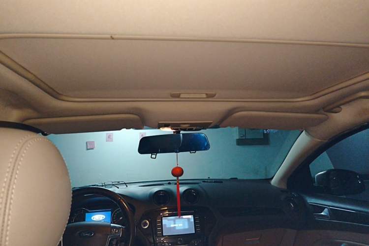 Used Ford Mondeo 2011 2.3L Luxury Model Headliner