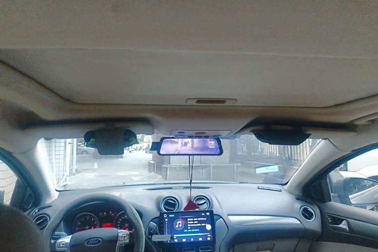 Used Ford Mondeo 2011 2.3L Fashion Edition Headliner