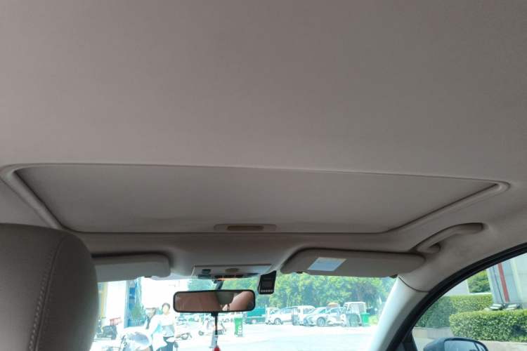 Used Ford Mondeo 2011 2.0L GTDi 200 Fashion Edition Headliner
