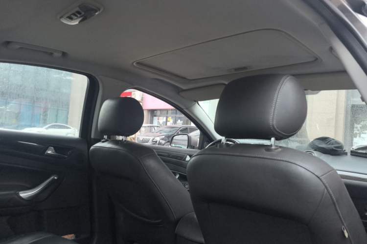 Used Ford Mondeo 2011 2.3L Luxury Model Headliner