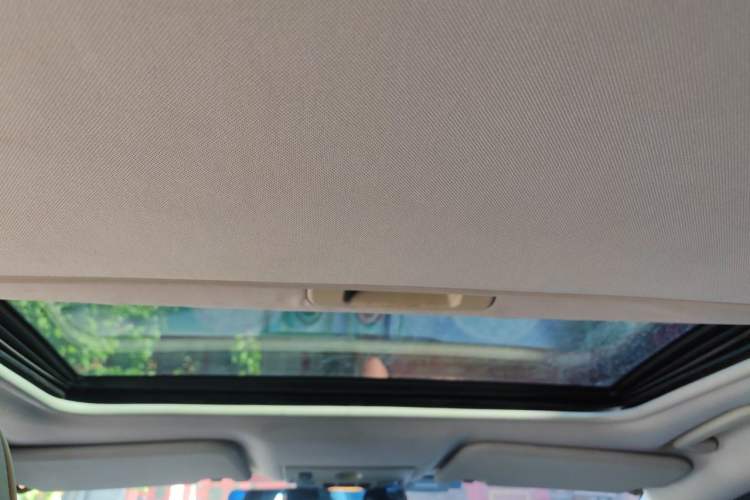 Used Ford Mondeo 2011 2.0L GTDi 200 Luxury Edition Headliner