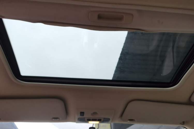 Used Ford Mondeo 2011 2.3L Fashion Edition Headliner