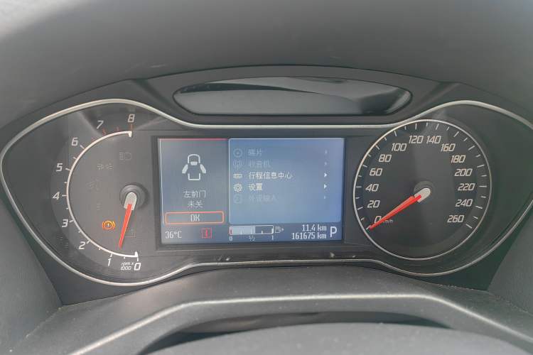 Used Ford Mondeo 2011 2.0L GTDi 200 Luxury Edition Instrument Cluster