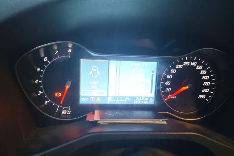 Used Ford Mondeo 2011 2.0L GTDi 200 Fashion Edition Instrument Cluster
