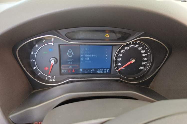 Used Ford Mondeo 2011 2.3L Luxury Model Instrument Cluster