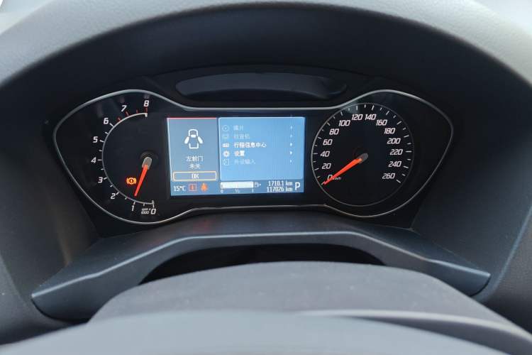 Used Ford Mondeo 2011 2.0L GTDi 200 Fashion Edition Instrument Cluster
