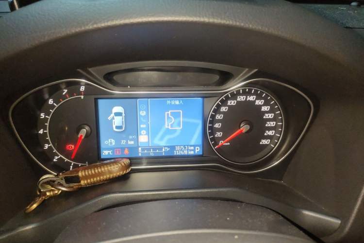Used Ford Mondeo 2011 2.0L GTDi 200 Luxury Edition Instrument Cluster