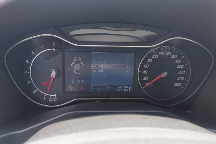 Used Ford Mondeo 2011 2.0L GTDi 200 Fashion Edition Instrument Cluster