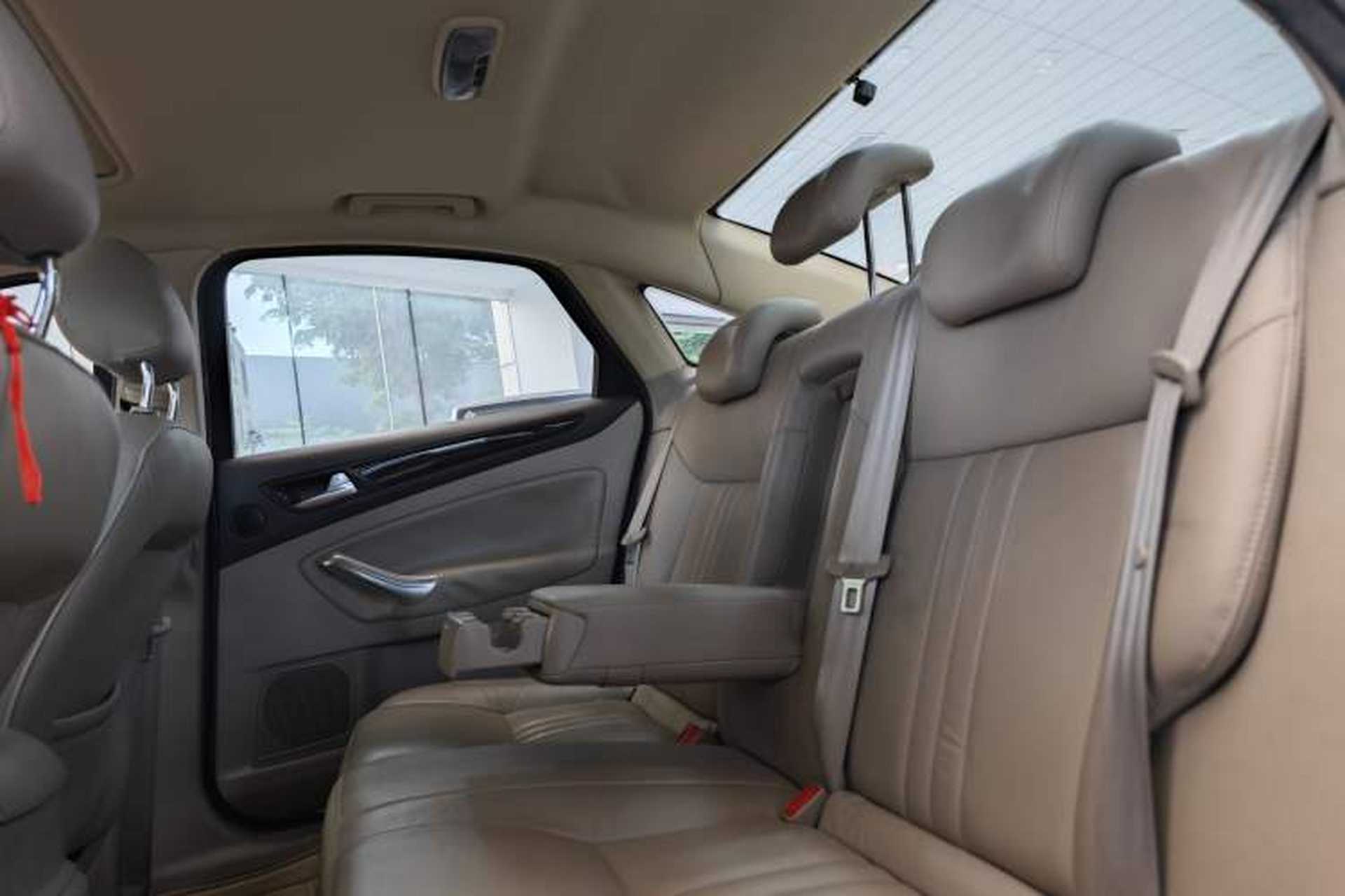 Used Ford Mondeo 2011 2.0L GTDi 200 Luxury Edition Interior 3