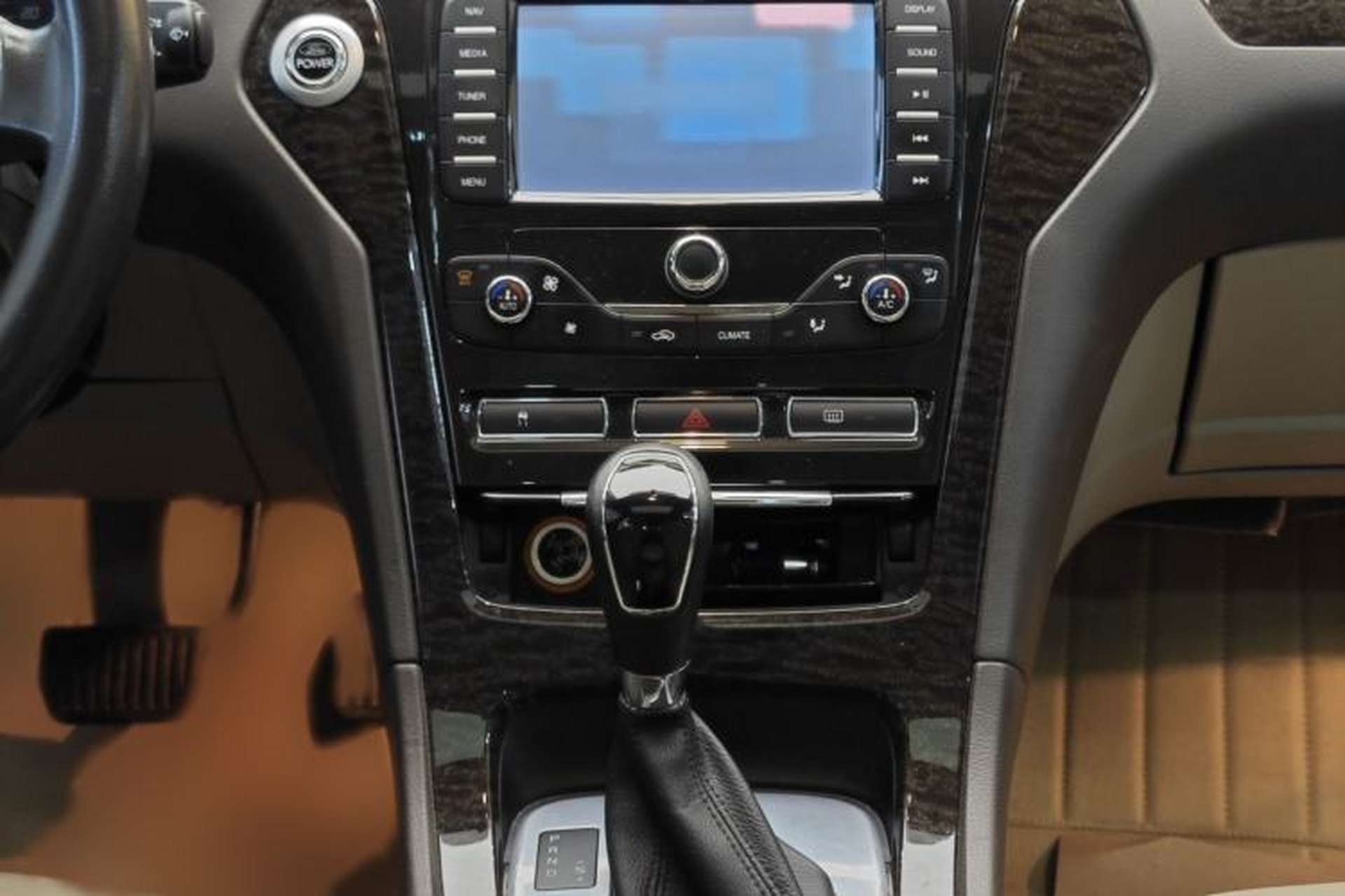 Used Ford Mondeo 2011 2.0L GTDi 200 Luxury Edition Interior 5