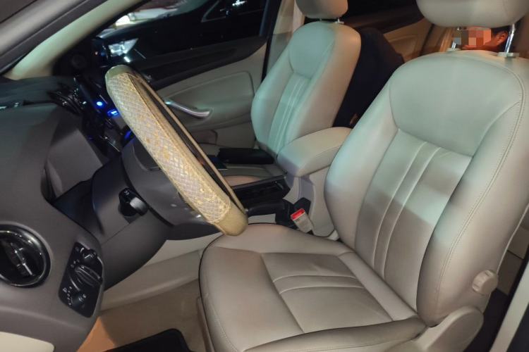 Used Ford Mondeo 2011 2.0L GTDi 200 Fashion Edition Left Front Seat