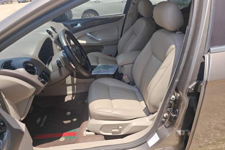 Used Ford Mondeo 2011 2.3L Luxury Model Left Front Seat