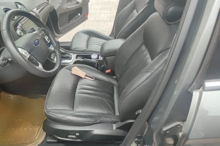 Used Ford Mondeo 2011 2.0L GTDi 200 Luxury Edition Left Front Seat