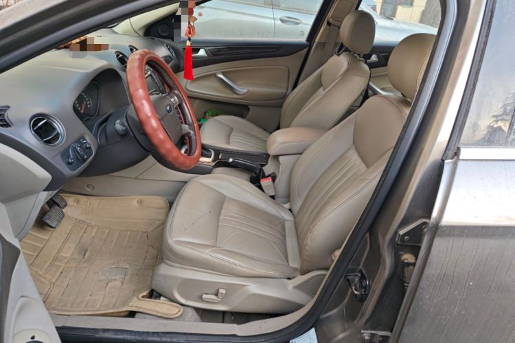 Used Ford Mondeo 2011 2.0L GTDi 200 Luxury Edition Left Front Seat