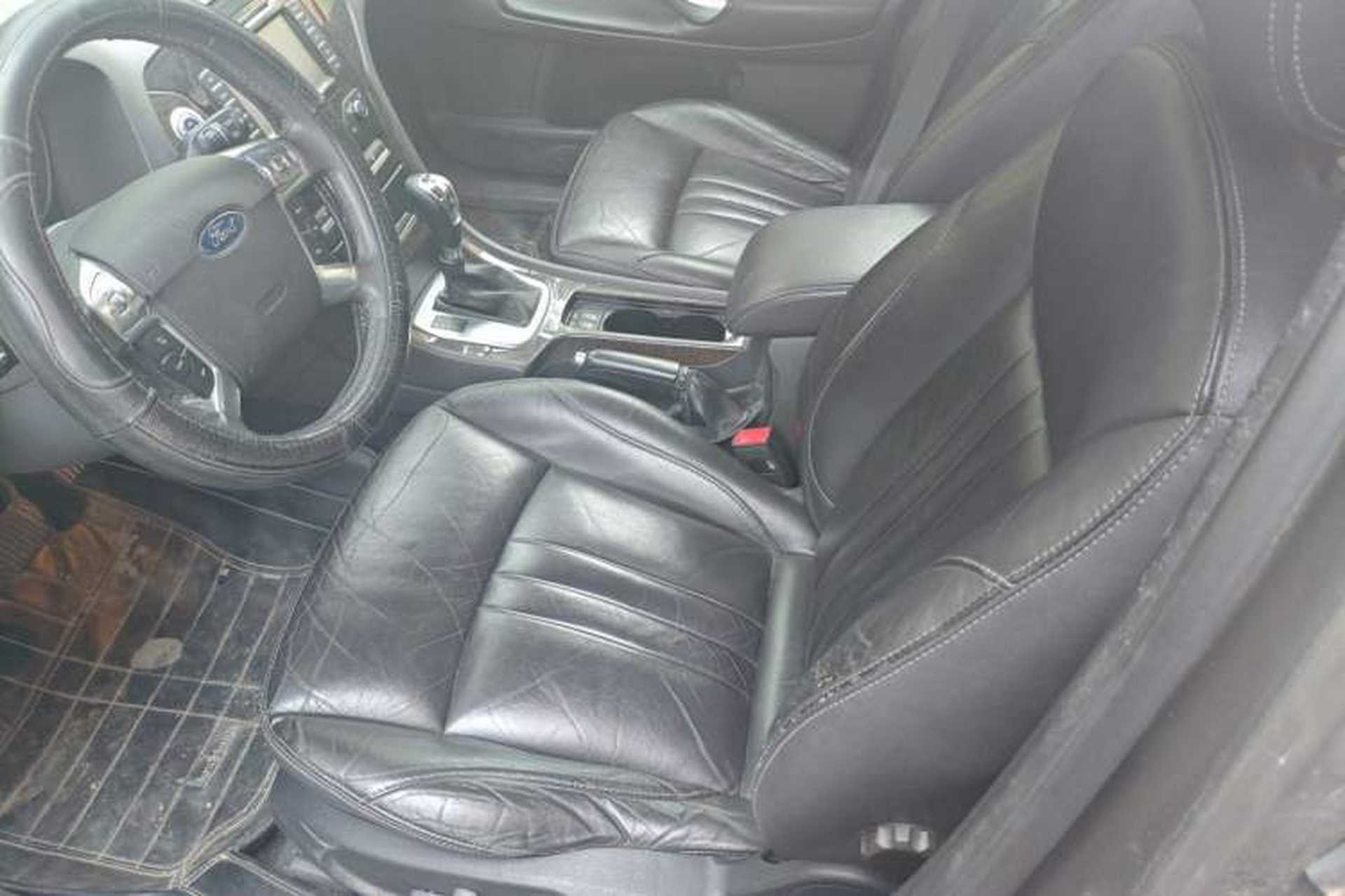 Used Ford Mondeo 2011 2.0L GTDi 200 Luxury Edition Left Front Seat