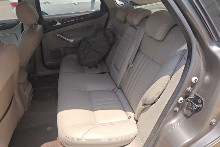 Used Ford Mondeo 2011 2.3L Luxury Model Left Rear Seat