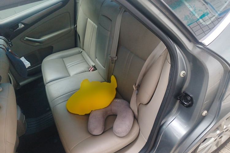 Used Ford Mondeo 2011 2.3L Fashion Edition Left Rear Seat