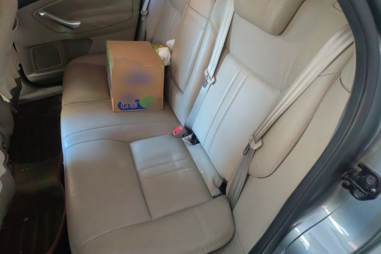 Used Ford Mondeo 2011 2.0L GTDi 200 Fashion Edition Left Rear Seat
