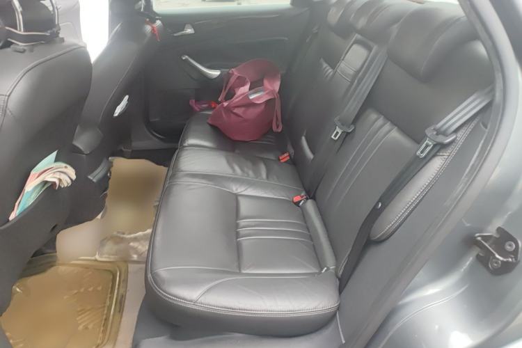 Used Ford Mondeo 2011 2.0L GTDi 200 Luxury Edition Left Rear Seat