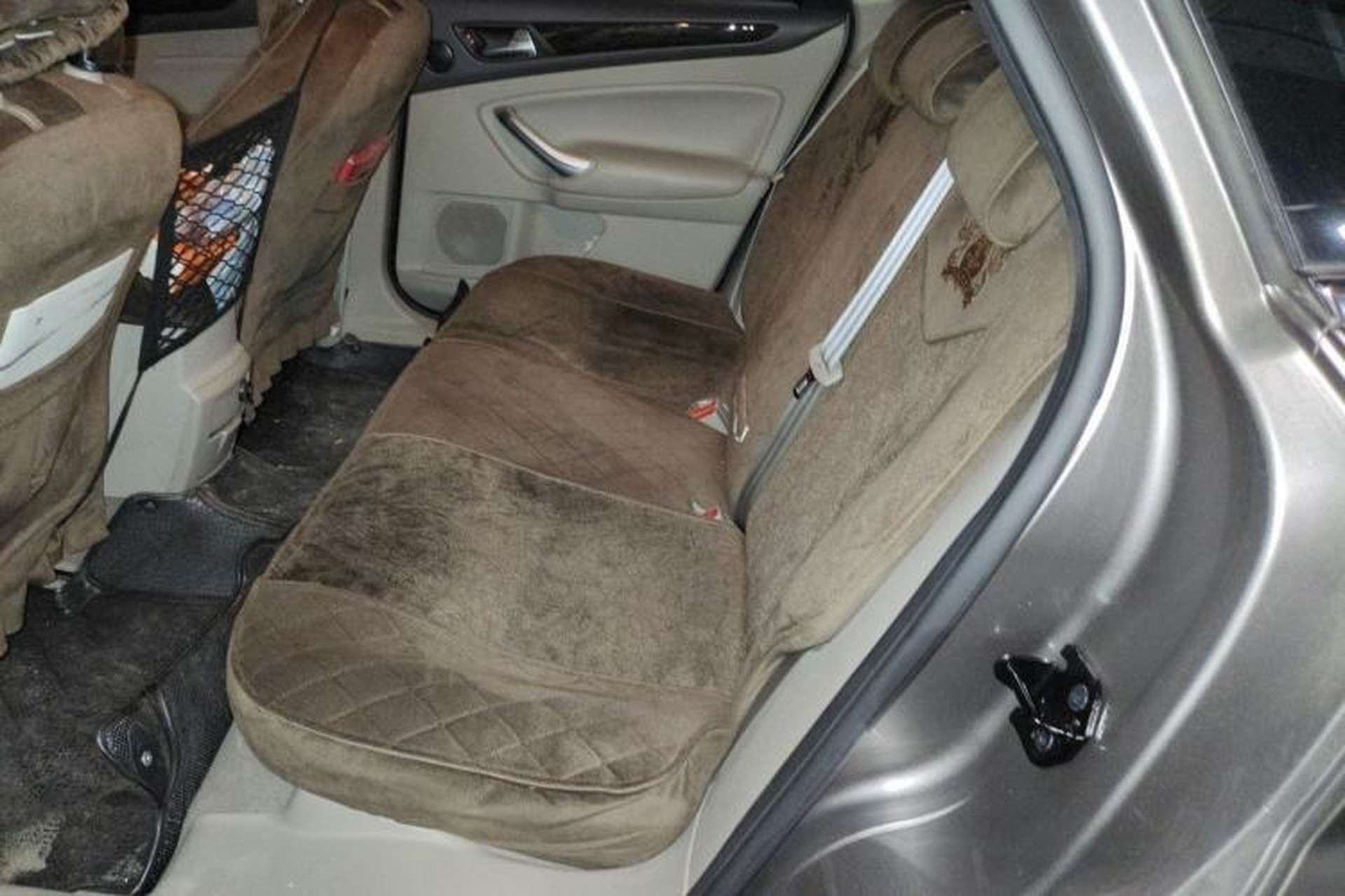 Used Ford Mondeo 2011 2.0L GTDi 200 Fashion Edition Left Rear Seat