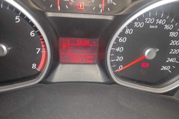 Used Ford Mondeo 2011 2.3L Fashion Edition Odometer Close Up