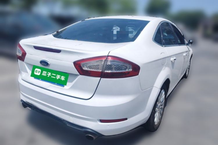 Used Ford Mondeo 2011 2.0L GTDi 200 Luxury Edition Rear Right 45 Deg