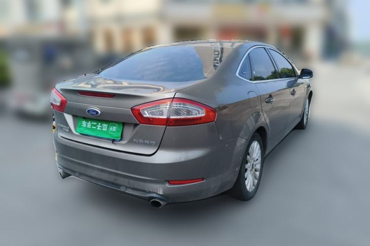 Used Ford Mondeo 2011 2.0L GTDi 200 Fashion Edition Rear Right 45 Deg