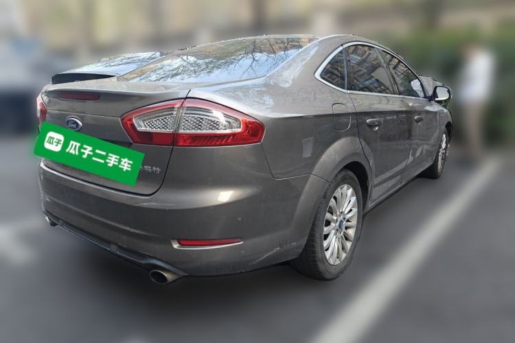 Used Ford Mondeo 2011 2.0L GTDi 200 Fashion Edition Rear Right 45 Deg