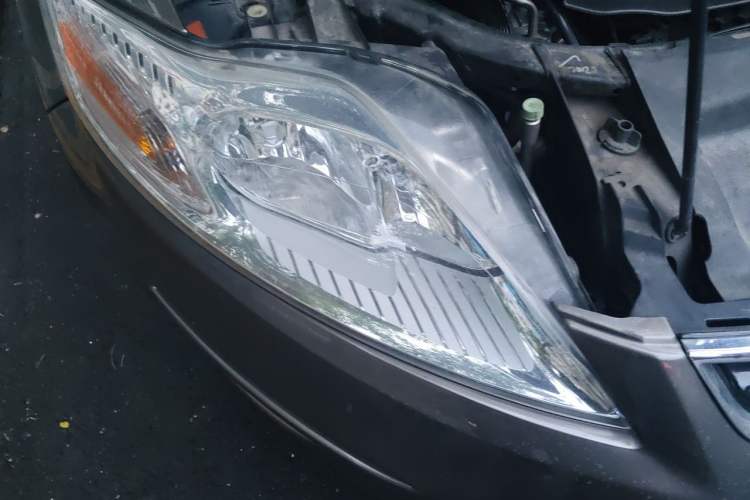 Used Ford Mondeo 2011 2.0L GTDi 200 Fashion Edition Right Front Headlight