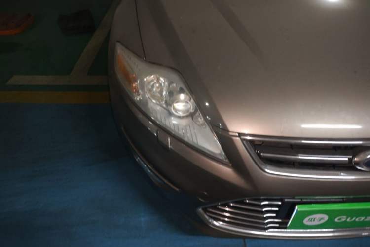 Used Ford Mondeo 2011 2.0L GTDi 200 Luxury Edition Right Front Headlight