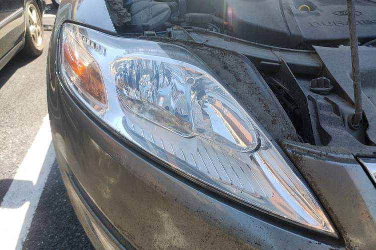 Used Ford Mondeo 2011 2.3L Fashion Edition Right Front Headlight