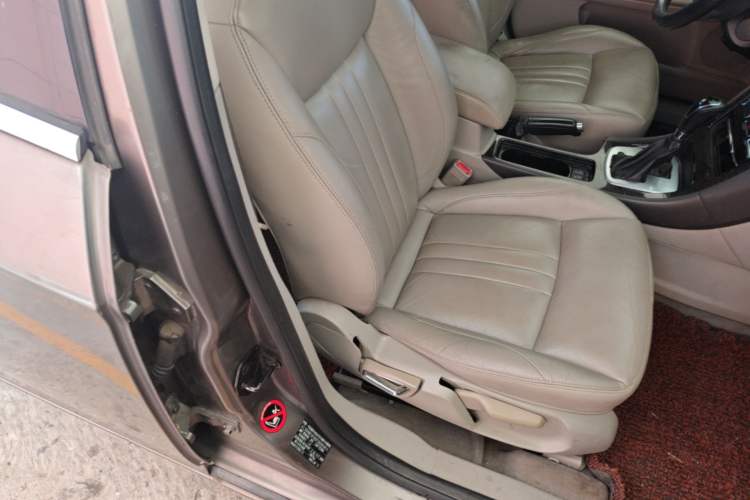 Used Ford Mondeo 2011 2.3L Luxury Model Right Front Seat