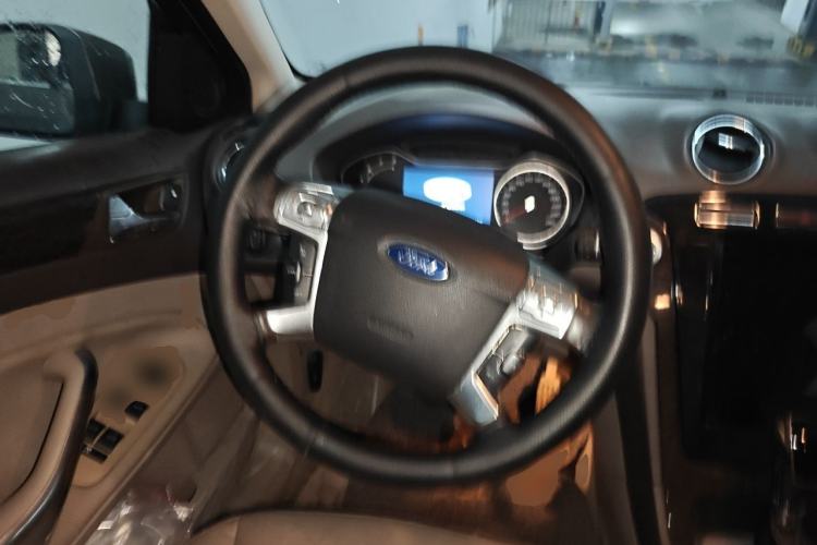 Used Ford Mondeo 2011 2.3L Luxury Model Steering Wheel
