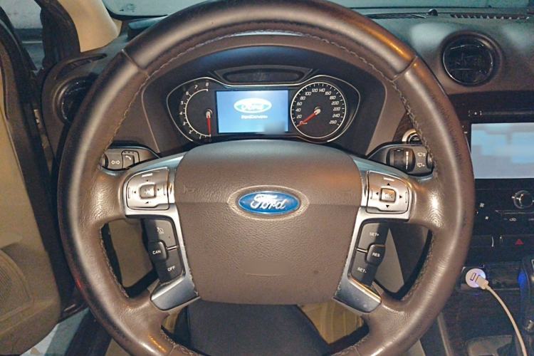 Used Ford Mondeo 2011 2.3L Luxury Model Steering Wheel