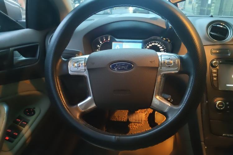 Used Ford Mondeo 2011 2.0L GTDi 200 Fashion Edition Steering Wheel