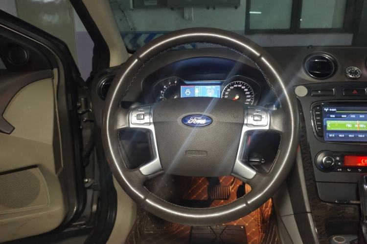 Used Ford Mondeo 2011 2.0L GTDi 200 Fashion Edition Steering Wheel