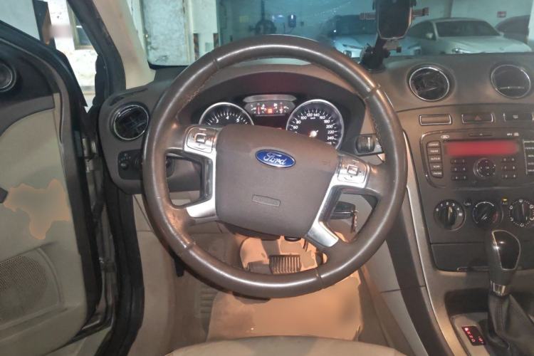 Used Ford Mondeo 2011 2.3L Fashion Edition Steering Wheel