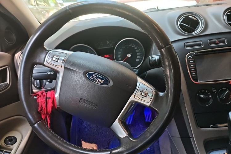 Used Ford Mondeo 2011 2.3L Fashion Edition Steering Wheel