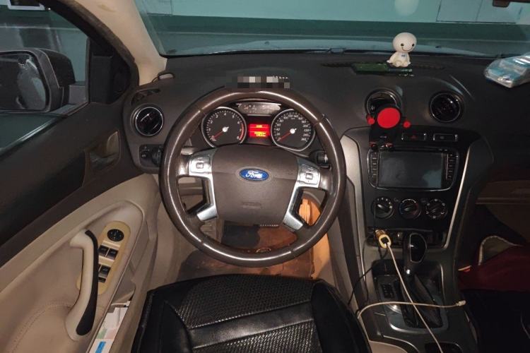 Used Ford Mondeo 2011 2.3L Fashion Edition Steering Wheel